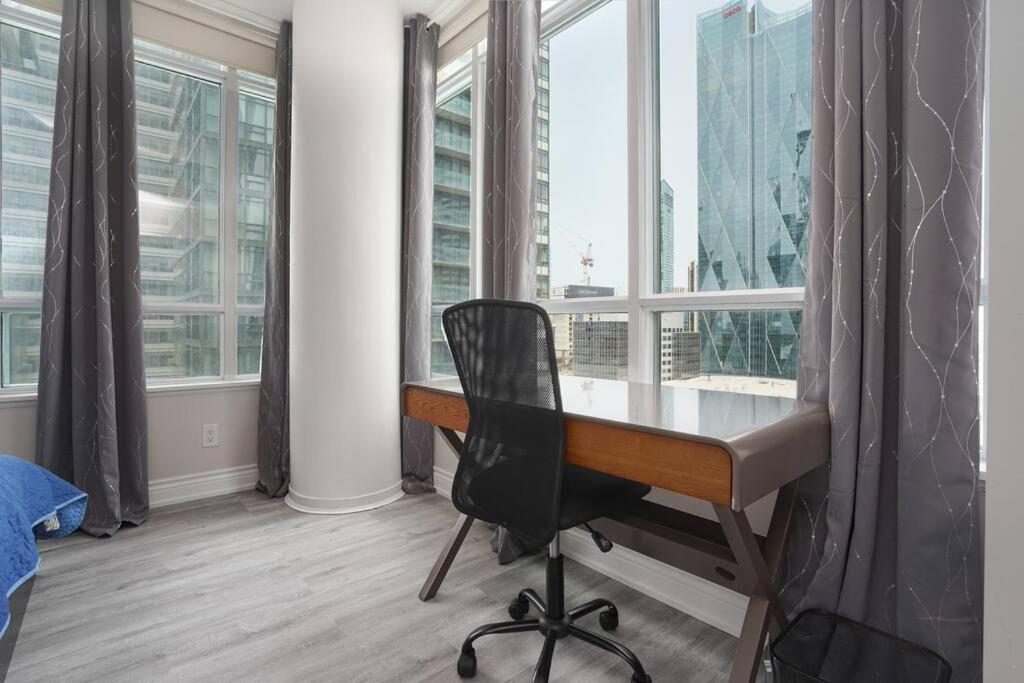 1504 Brand New Best Location 1Br Den With Amazing View Τορόντο Εξωτερικό φωτογραφία