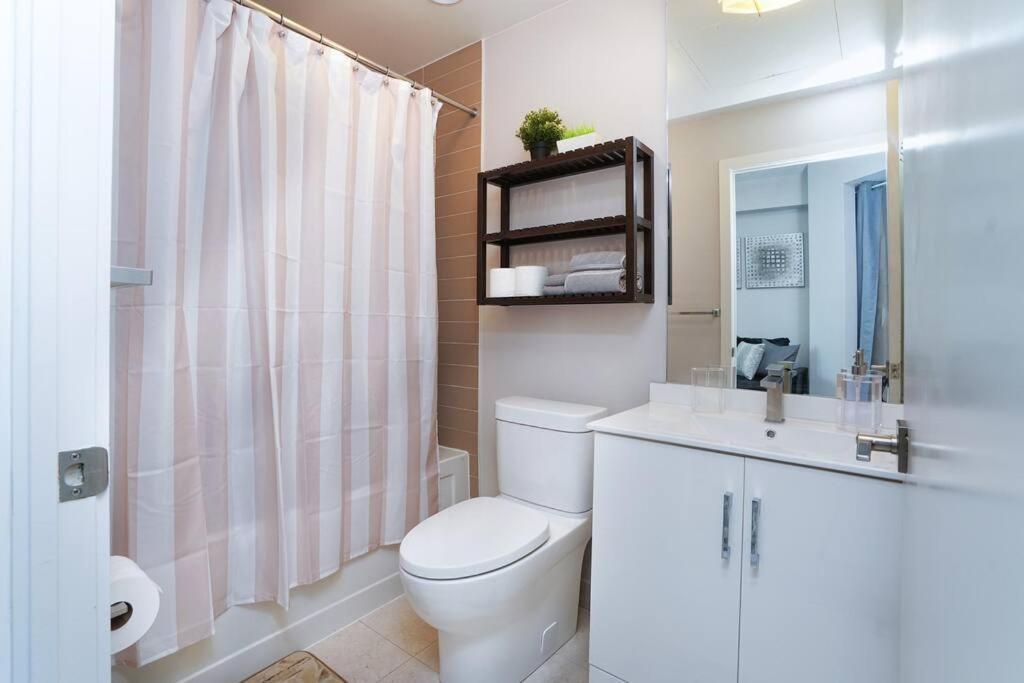 1504 Brand New Best Location 1Br Den With Amazing View Τορόντο Εξωτερικό φωτογραφία